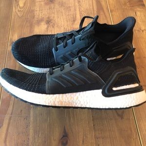 adidas Ultraboost 19 Women Running Sneaker G54014